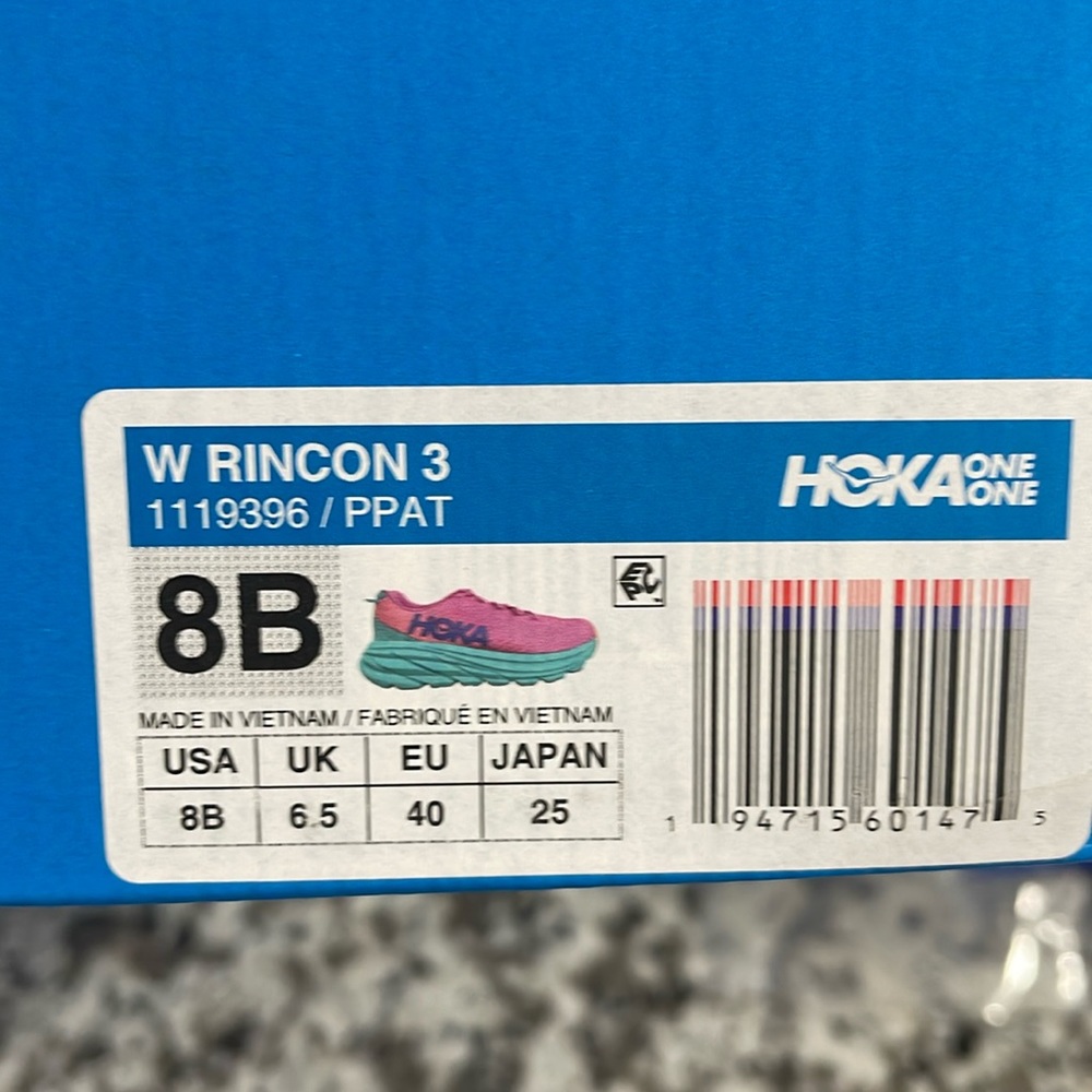 Women’s size 8B Hoka Rincon 3.  Excellent condition!
